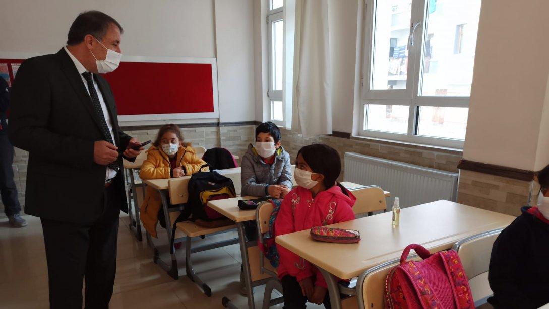Okul Ziyareti- 60. Yıl Cumhuriyet İlkokulu ve Şehit Bülent Ay Ortaokulu