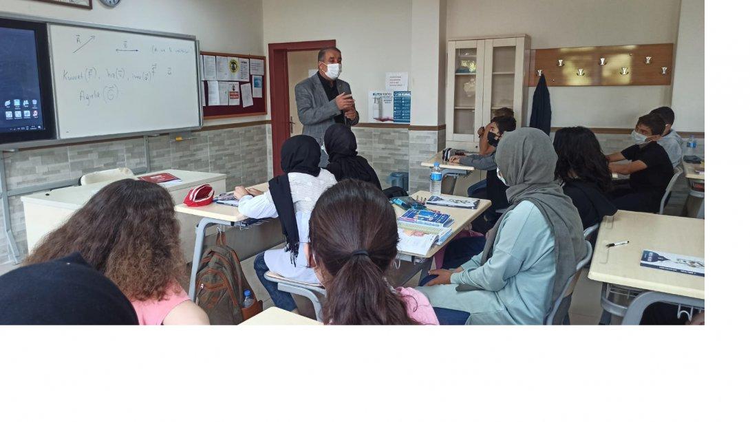 İlçe Milli Eğitim Müdürümüz 15 Temmuz Şehit Erdem Diker Proje İmam Hatip Anadolu Lisesini Ziyaret Etti