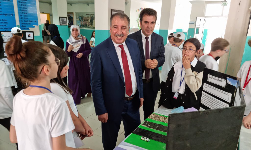 TOKİ Ulucan Ortaokulu TÜBİTAK 4006 Bilim Fuarı Sergi Açılışı Yapıldı