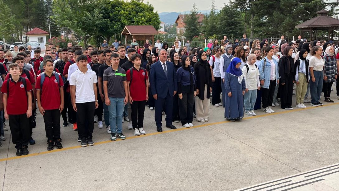 Niksar'da Okullar Hazır- İlk Ders Zili Çaldı